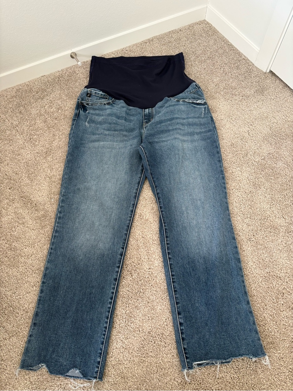 Kancan Maternity Straight-Leg Jeans in Dark Blue with Navy Waistband